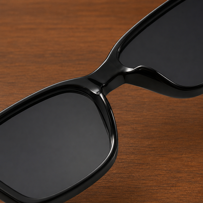Signature Frame Sunglasses