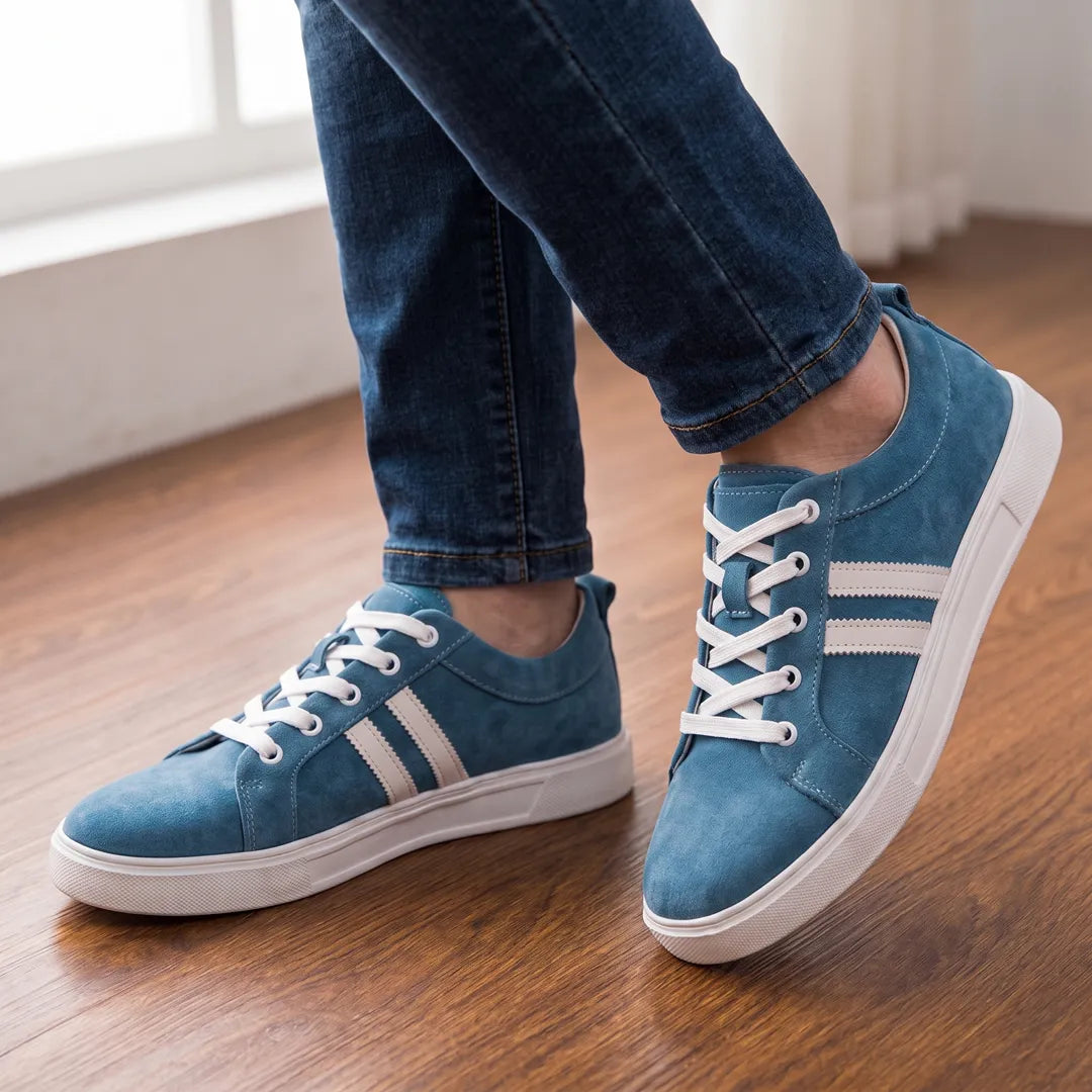 Low-Top Stripe Sneakers