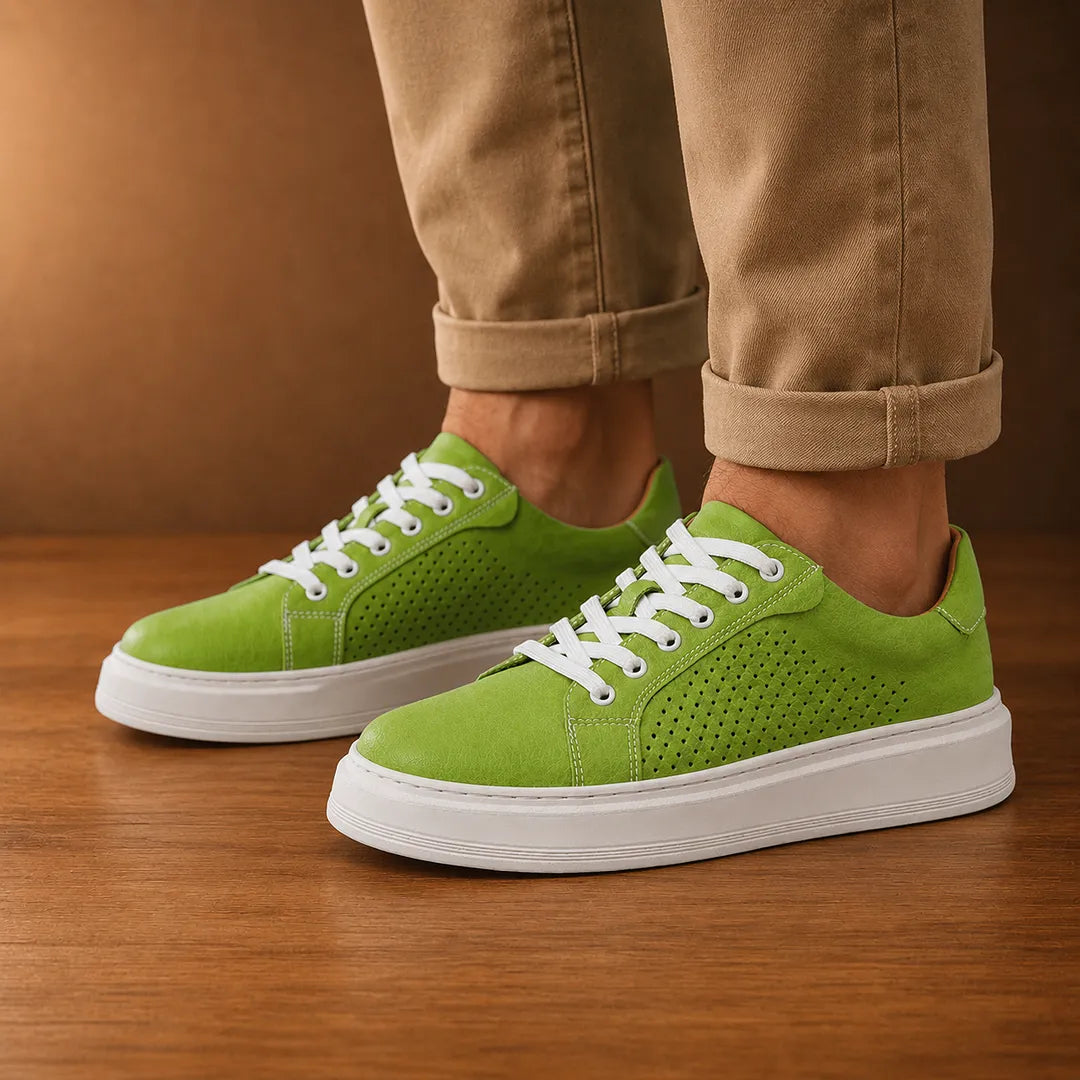 Round-Toe Casual Sneakers